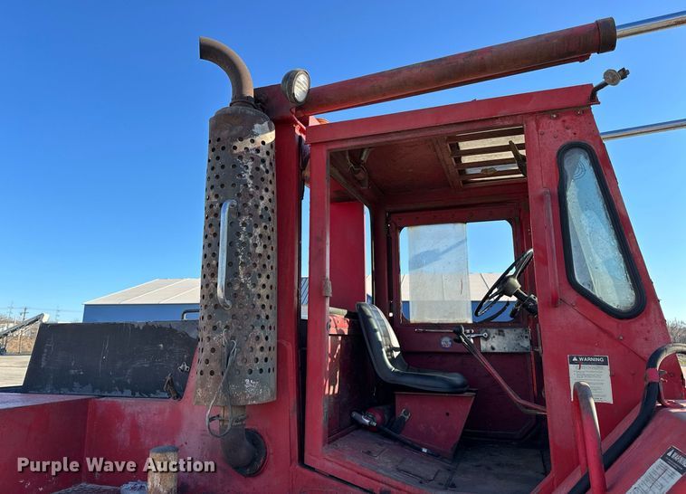 image for item OM9853 1983 Taylor TE-250S forklift