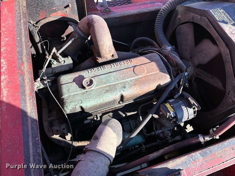 image for item OM9853 1983 Taylor TE-250S forklift