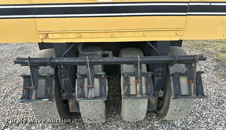 image for item OM9870 1993 Ferguson SP-912 pneumatic roller