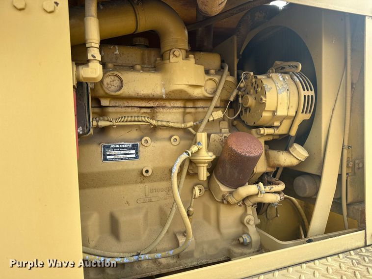 image for item OM9870 1993 Ferguson SP-912 pneumatic roller