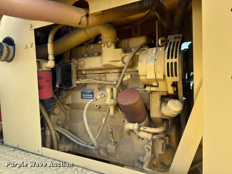 image for item OM9870 1993 Ferguson SP-912 pneumatic roller