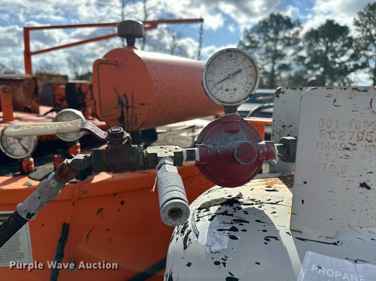 image for item OM9871 1999 Crafco  E-Z Pour 200P pothole patcher