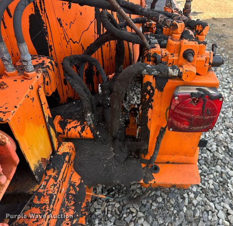 image for item OM9871 1999 Crafco  E-Z Pour 200P pothole patcher