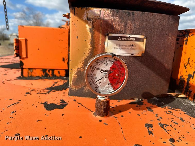 image for item OM9871 1999 Crafco  E-Z Pour 200P pothole patcher