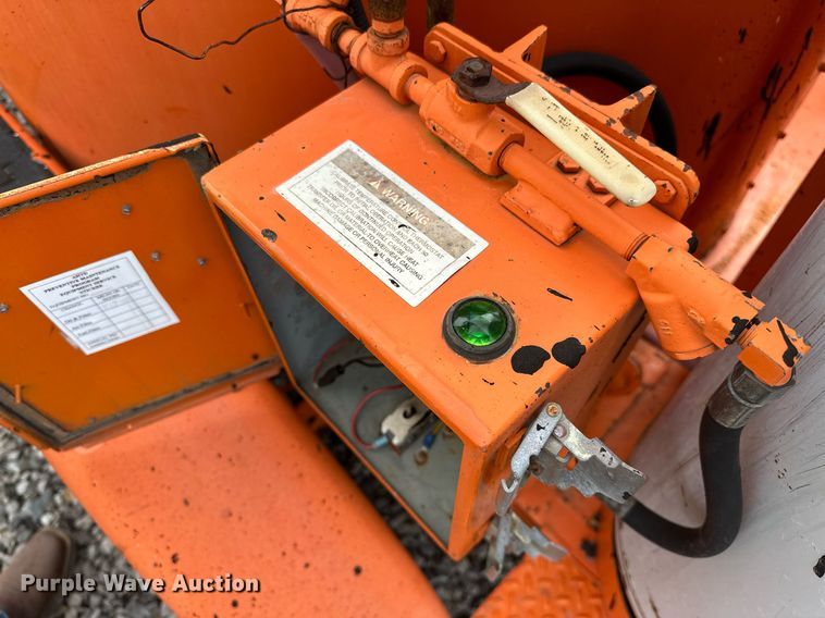 image for item OM9871 1999 Crafco  E-Z Pour 200P pothole patcher