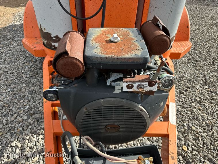 image for item OM9871 1999 Crafco  E-Z Pour 200P pothole patcher