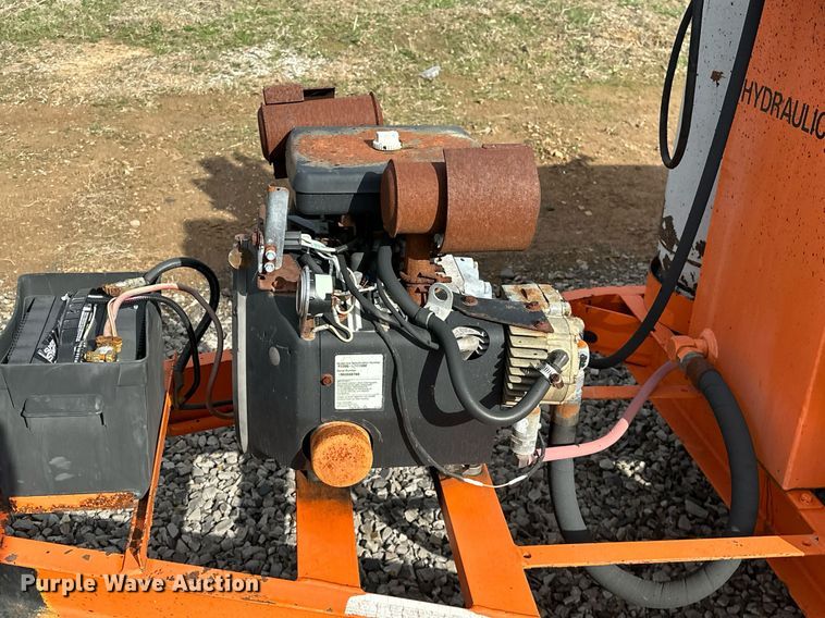 image for item OM9871 1999 Crafco  E-Z Pour 200P pothole patcher