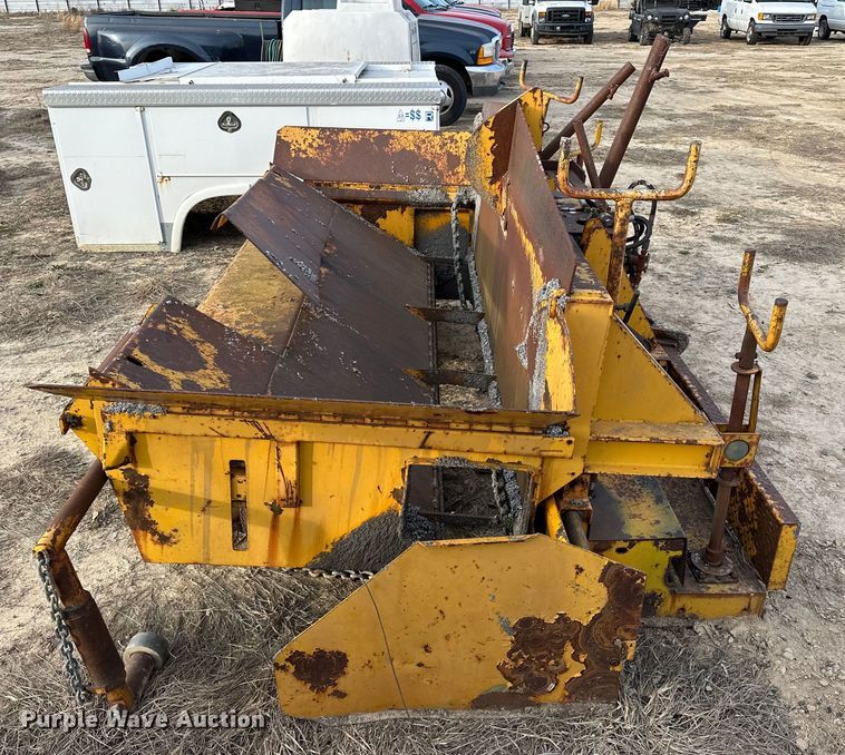 image for item OM9925 Miller  MS708A paver