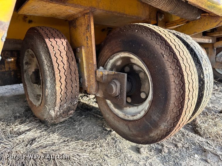 image for item OM9925 Miller  MS708A paver