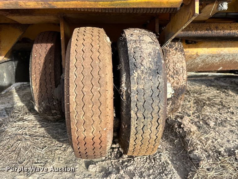 image for item OM9925 Miller  MS708A paver