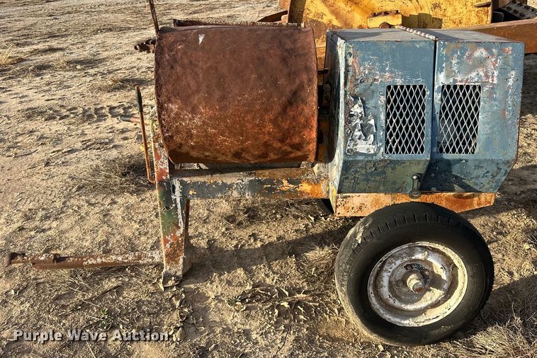 image for item OM9930 Concrete mixer