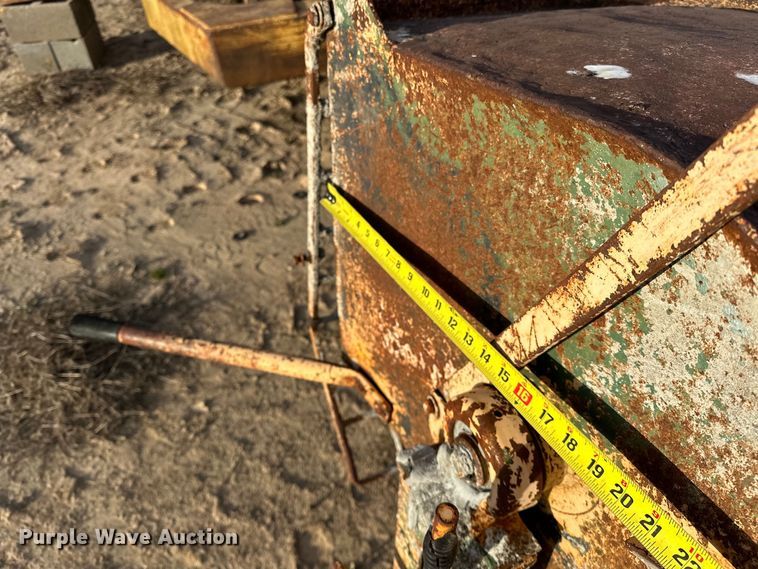 image for item OM9930 Concrete mixer