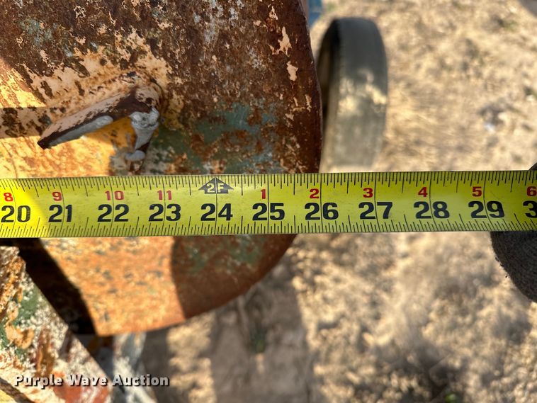 image for item OM9930 Concrete mixer