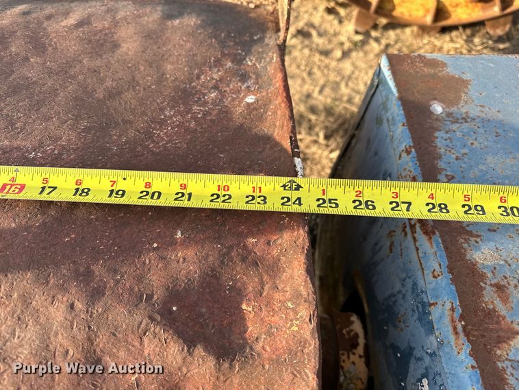 image for item OM9930 Concrete mixer