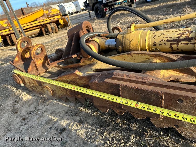 image for item OM9934 Excavator hydraulic thumb