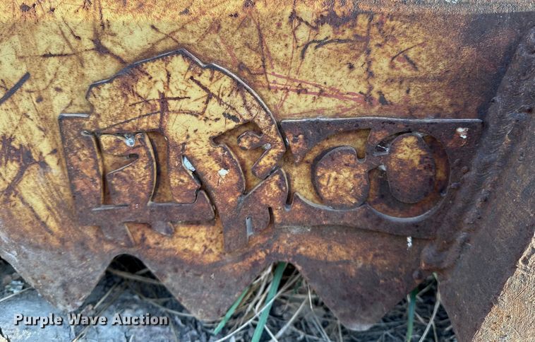 image for item OM9934 Excavator hydraulic thumb