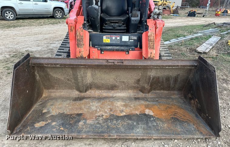 image for item OM9944 2019 Kubota SVL95-2S tracked skid steer loader