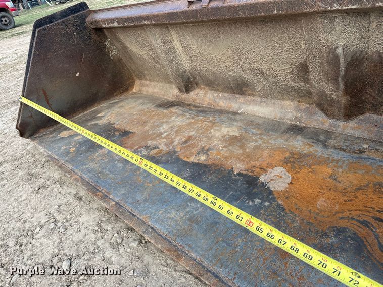 image for item OM9944 2019 Kubota SVL95-2S tracked skid steer loader