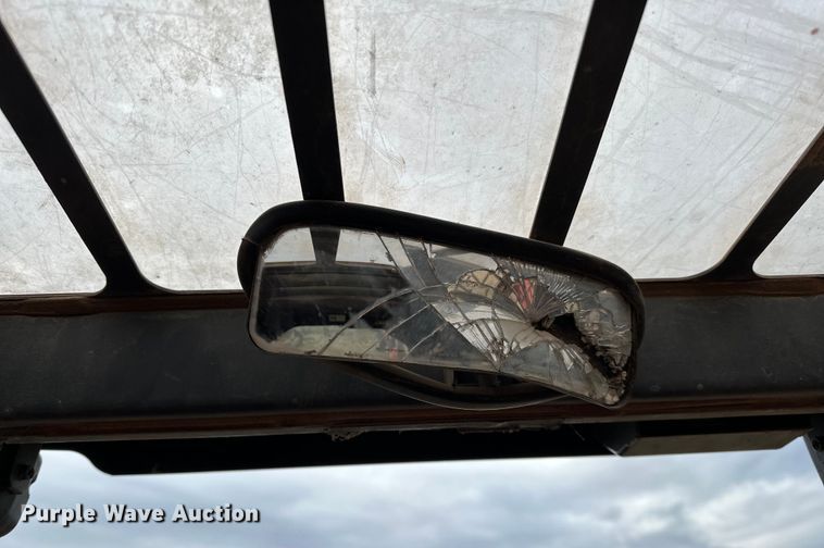 image for item OM9944 2019 Kubota SVL95-2S tracked skid steer loader