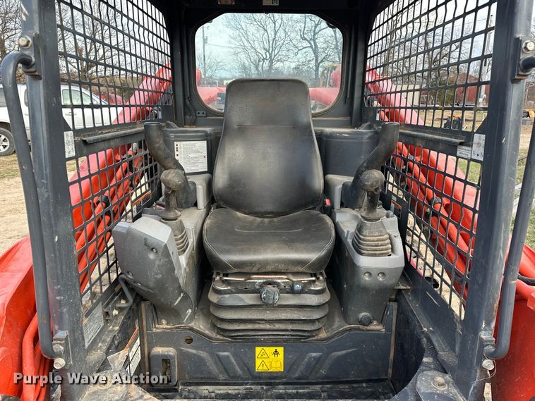 image for item OM9944 2019 Kubota SVL95-2S tracked skid steer loader