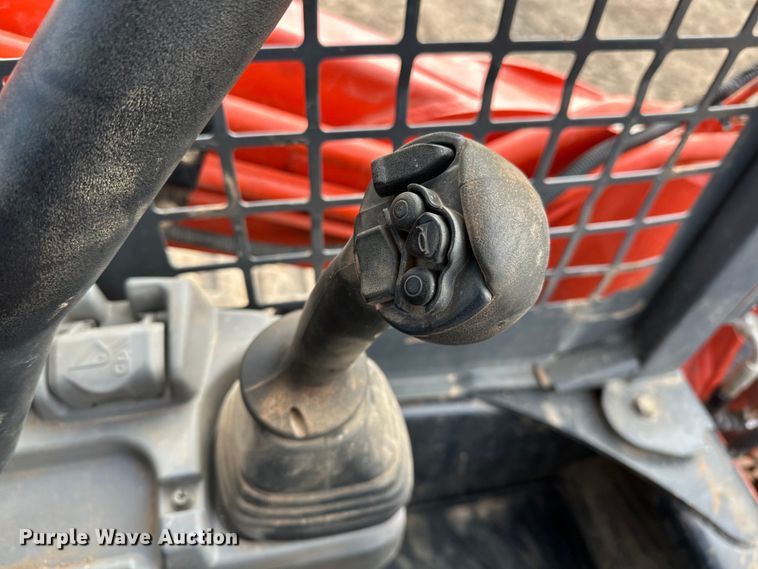 image for item OM9944 2019 Kubota SVL95-2S tracked skid steer loader