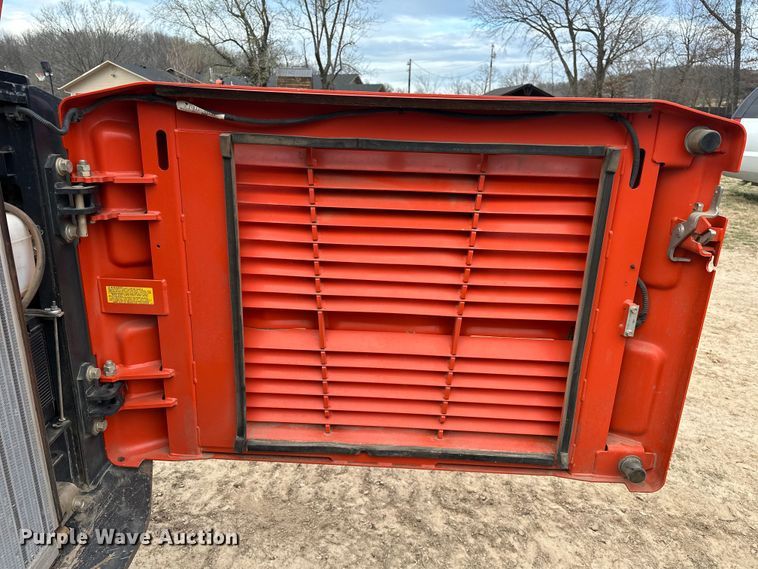 image for item OM9944 2019 Kubota SVL95-2S tracked skid steer loader