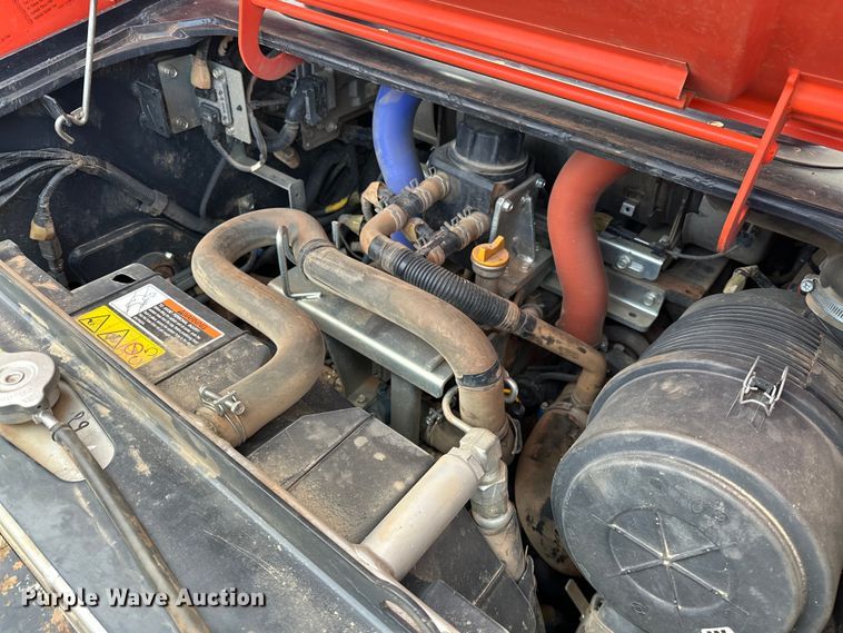 image for item OM9944 2019 Kubota SVL95-2S tracked skid steer loader