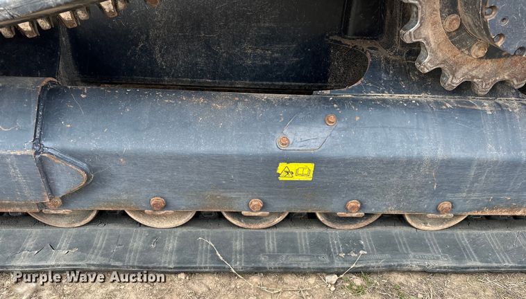 image for item OM9944 2019 Kubota SVL95-2S tracked skid steer loader