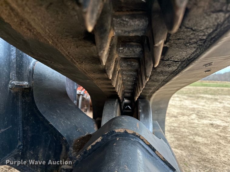 image for item OM9944 2019 Kubota SVL95-2S tracked skid steer loader