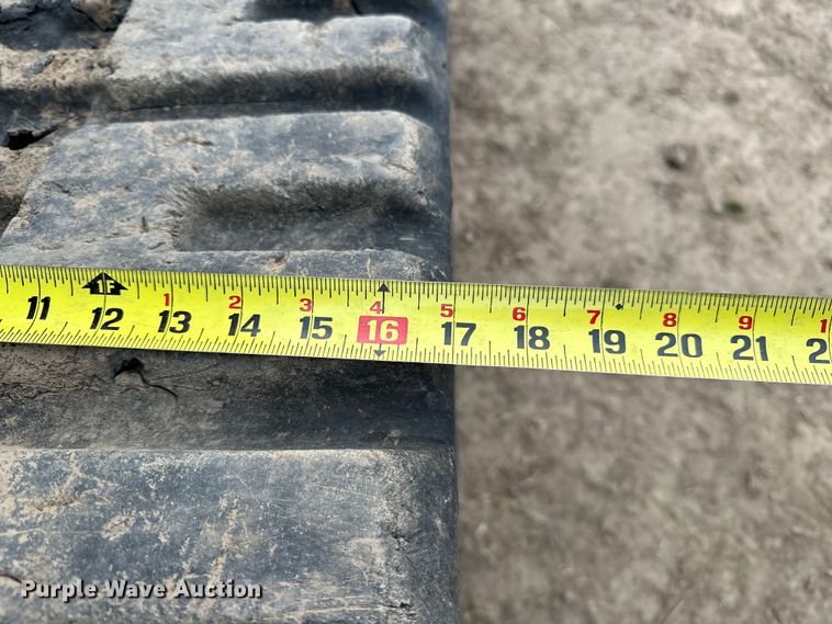 image for item OM9944 2019 Kubota SVL95-2S tracked skid steer loader