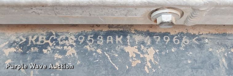 image for item OM9944 2019 Kubota SVL95-2S tracked skid steer loader