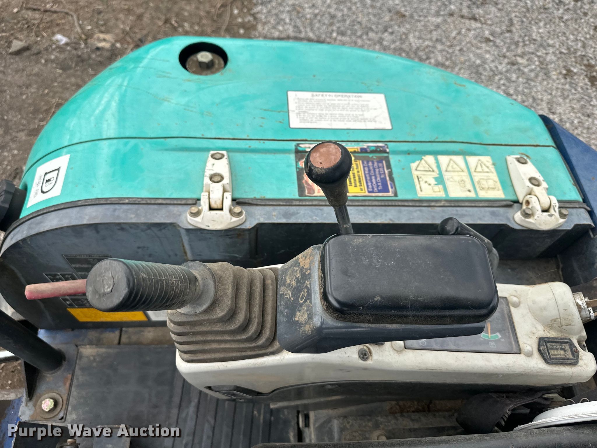 2007 IHI 25NX2 mini excavator in Kansas City, KS | Item DQ6344 for