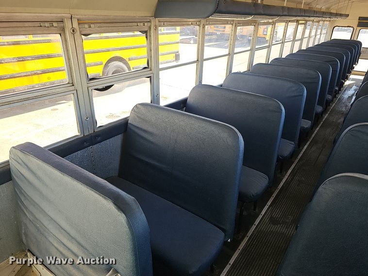 image for item DK0529 2002 International 3800 school bus