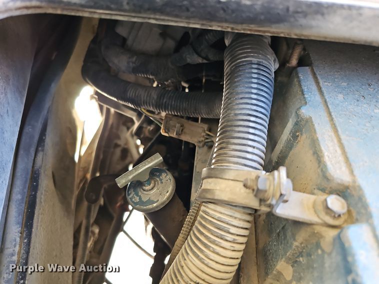 image for item DK0529 2002 International 3800 school bus