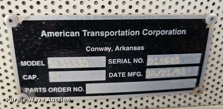 image for item DK0529 2002 International 3800 school bus