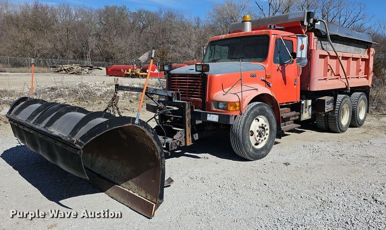 image for item DM1511 1997 International 4900 dump truck