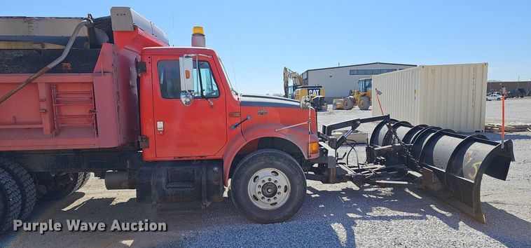 image for item DM1511 1997 International 4900 dump truck