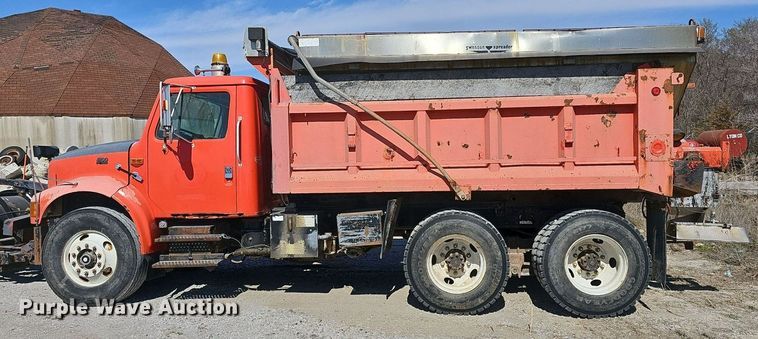 image for item DM1511 1997 International 4900 dump truck