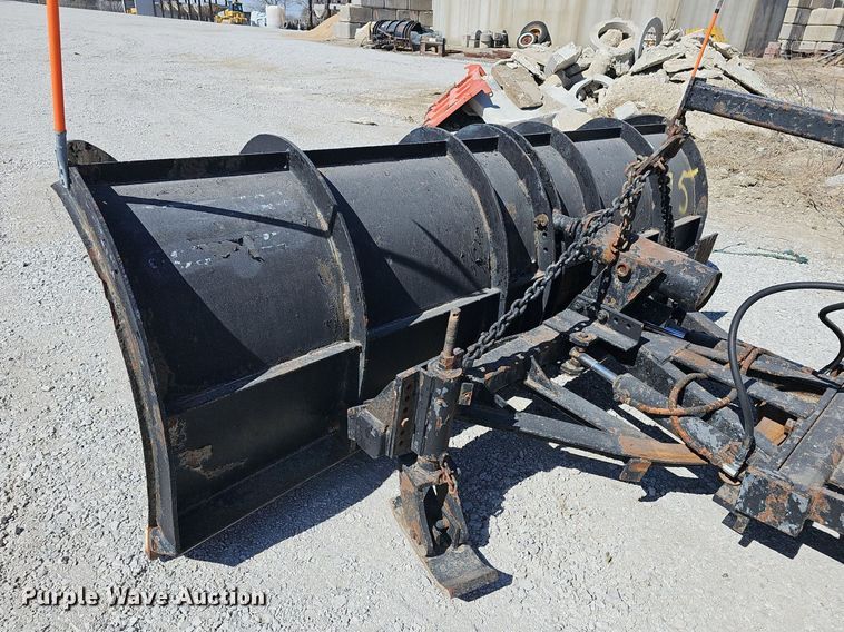 image for item DM1511 1997 International 4900 dump truck