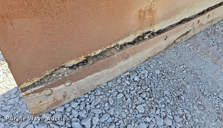 image for item DM1511 1997 International 4900 dump truck