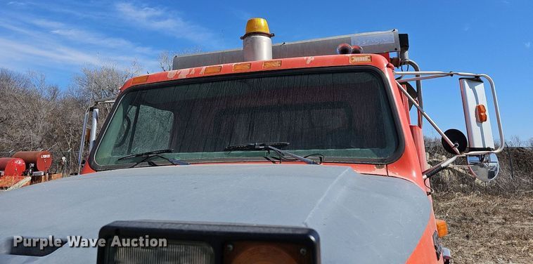 image for item DM1511 1997 International 4900 dump truck