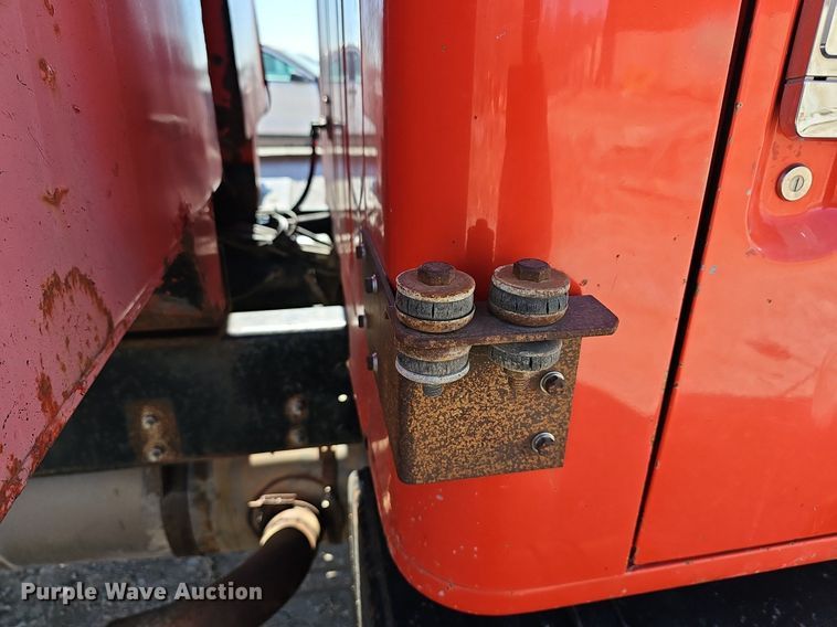 image for item DM1511 1997 International 4900 dump truck