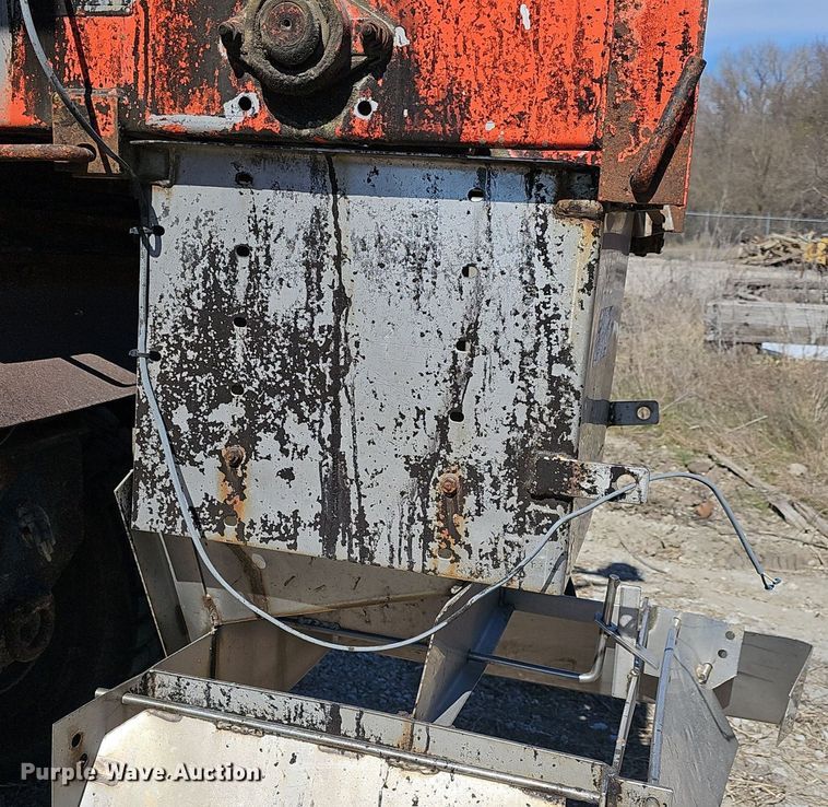 image for item DM1511 1997 International 4900 dump truck