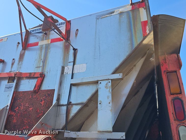 image for item DM1511 1997 International 4900 dump truck