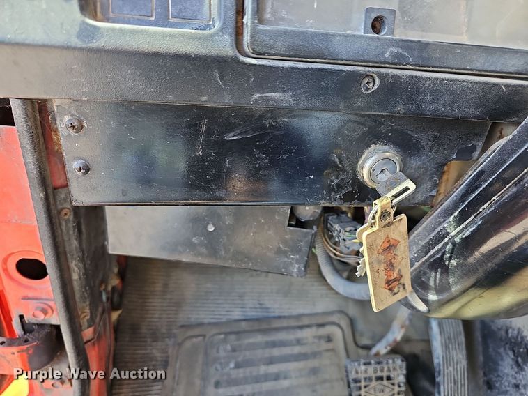 image for item DM1511 1997 International 4900 dump truck