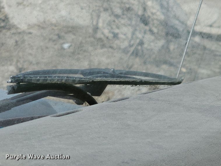 image for item DM1511 1997 International 4900 dump truck