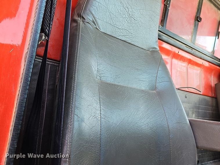 image for item DM1511 1997 International 4900 dump truck