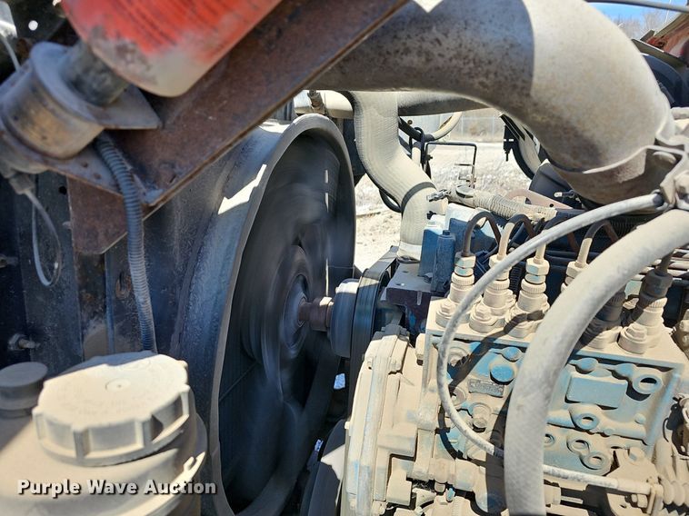 image for item DM1511 1997 International 4900 dump truck