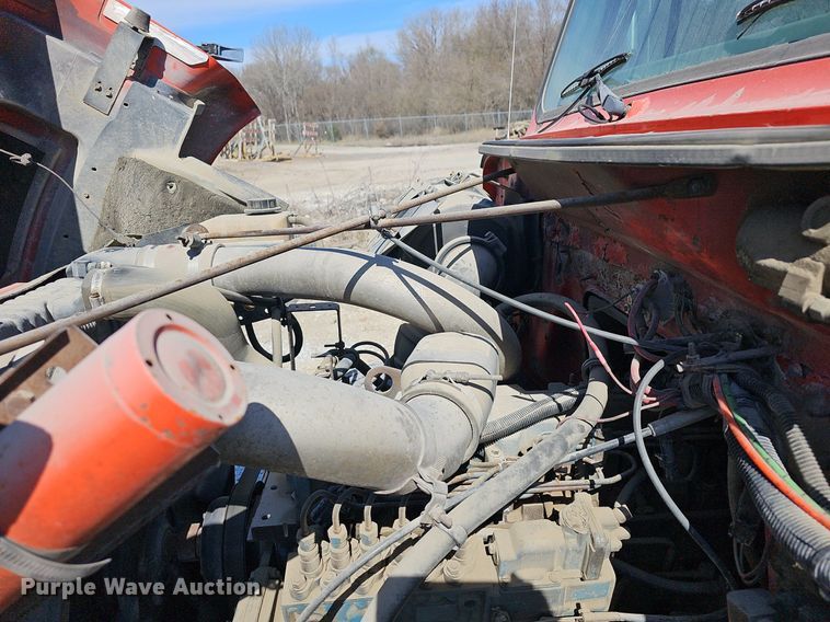image for item DM1511 1997 International 4900 dump truck