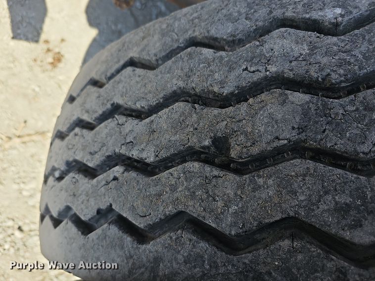 image for item DM1511 1997 International 4900 dump truck